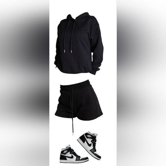 NWT! Rare Collective Official "Oversized Jumper" in Black! SOLD OUT! - Picture 2 of 2